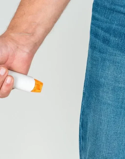 allergies-quebec_lorsqu_une_dose_ne_suffit_pas_epipen_1